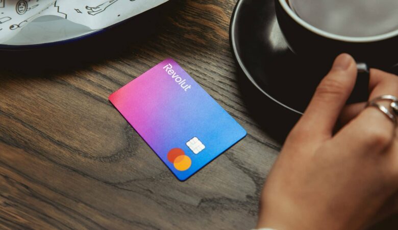مدارک لازم برای احراز هویت در رولوت Revolut (KYC) :آنچه که نیاز دارد!