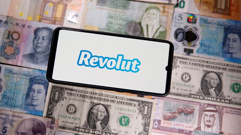 نقد کردن موجودی حساب Revolut